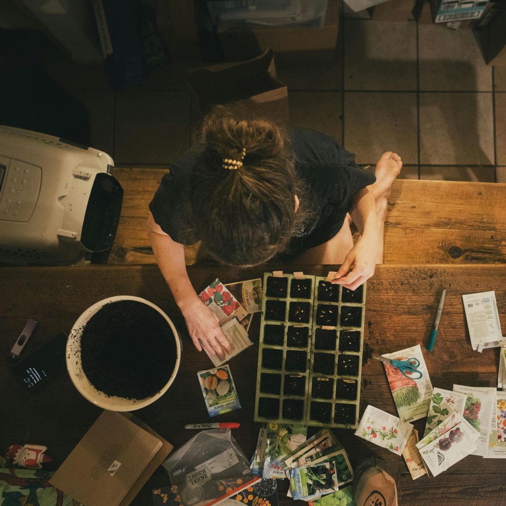 Photo illustrative d'objets déroutés qui participe à la programmation du reborn fest à Lyon avec des ateliers DIY
